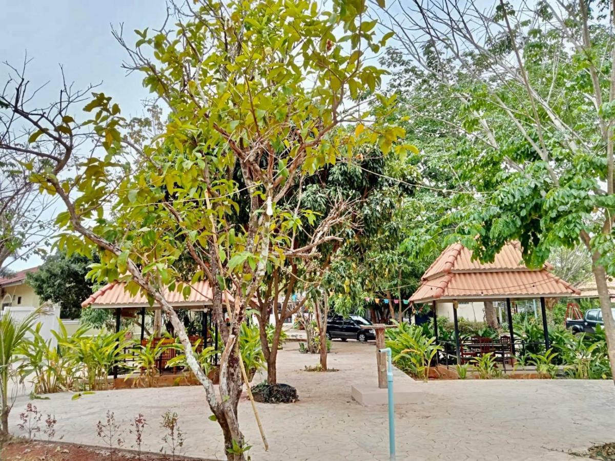Erawan Guesthouse Pakse Luaran gambar